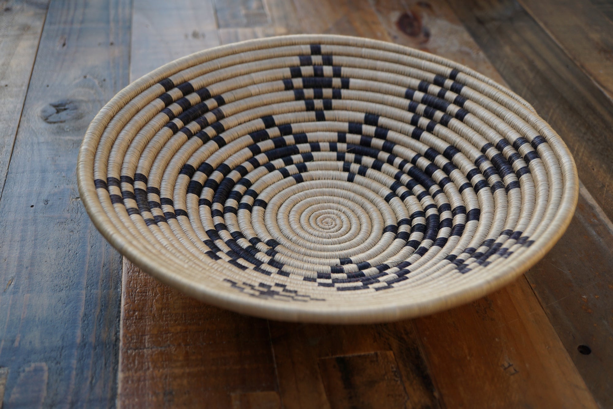 Large Basket - Geometeric Design- Black and Natural